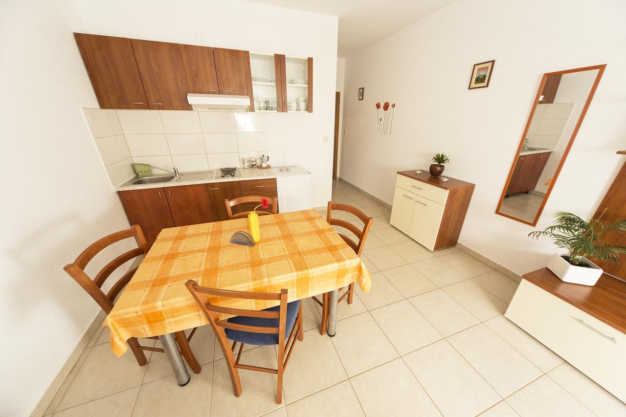 Apartments Katoro Relax Умаг Екстериор снимка